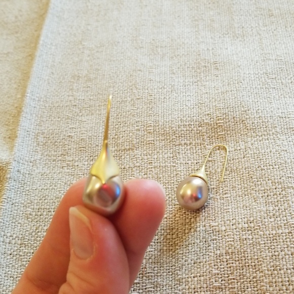 2 Piece Jewelry Bundle with Topaz and Gold Tones - Picture 4 of 4